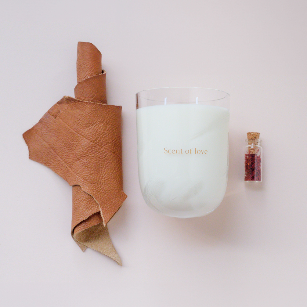 Svíčka SCENT OF LOVE Amor Fati Medium 550 ml clear
